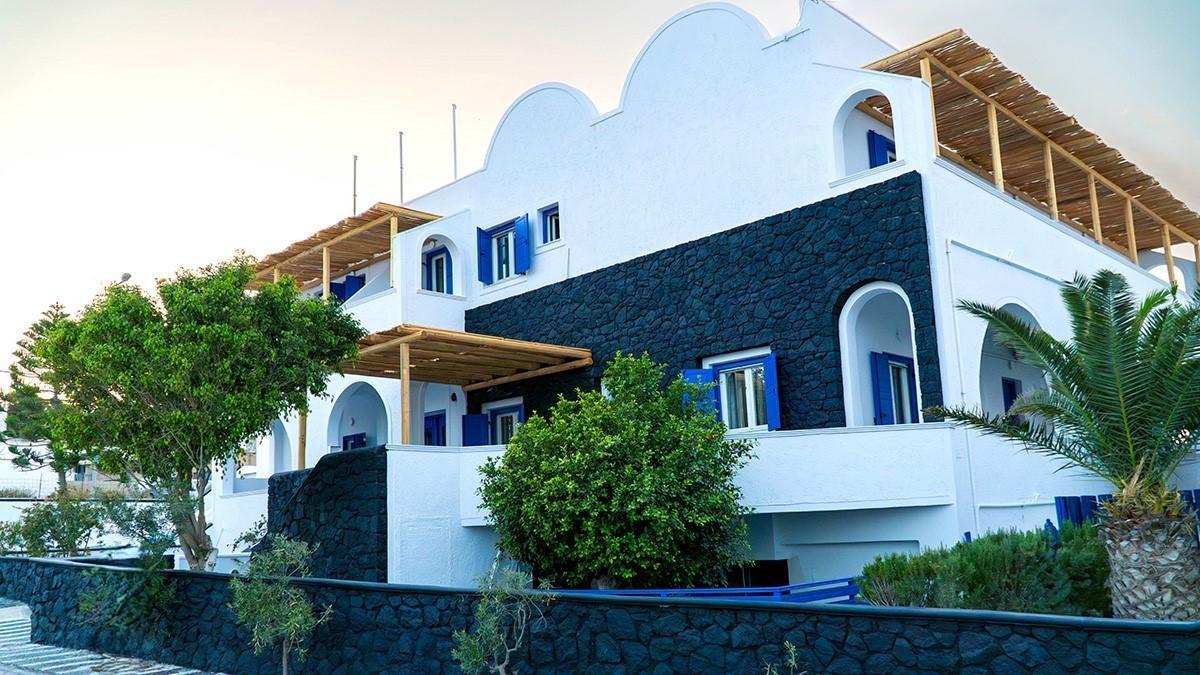 The Noverian Bios Santorini Boutique Hotel Fira  Extérieur photo