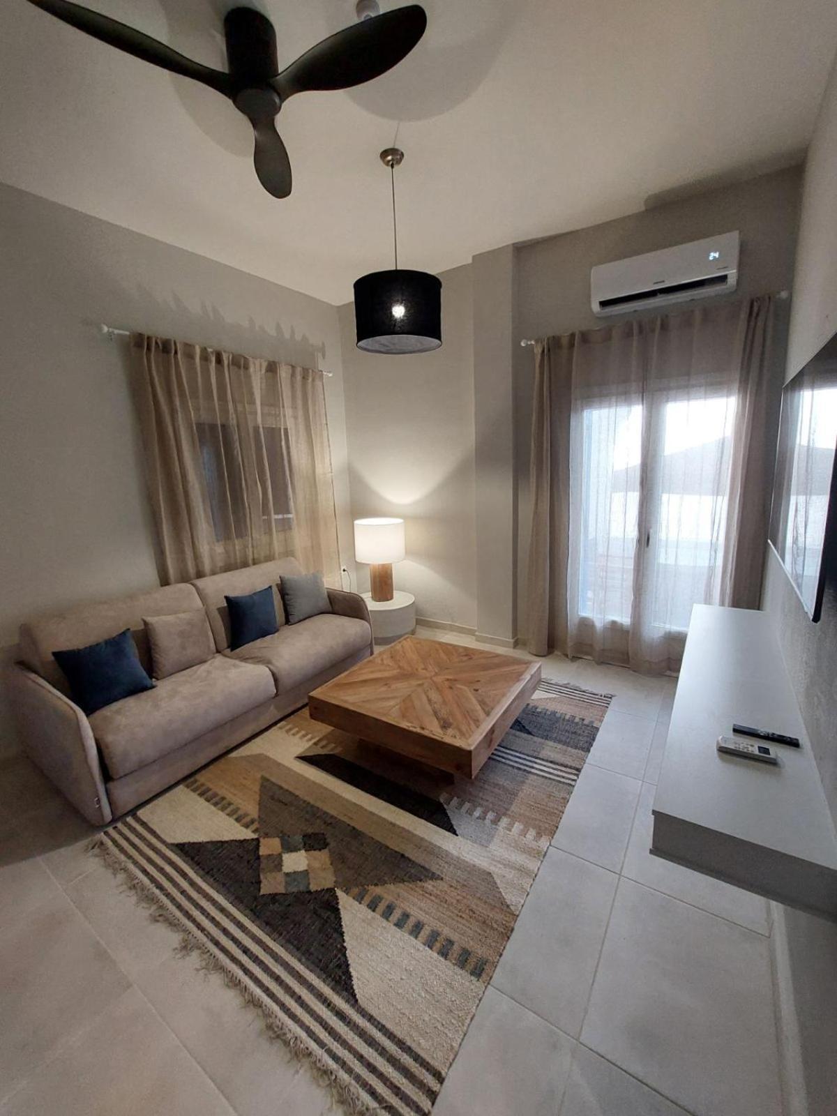 The Noverian Bios Santorini Boutique Hotel Fira  Chambre photo