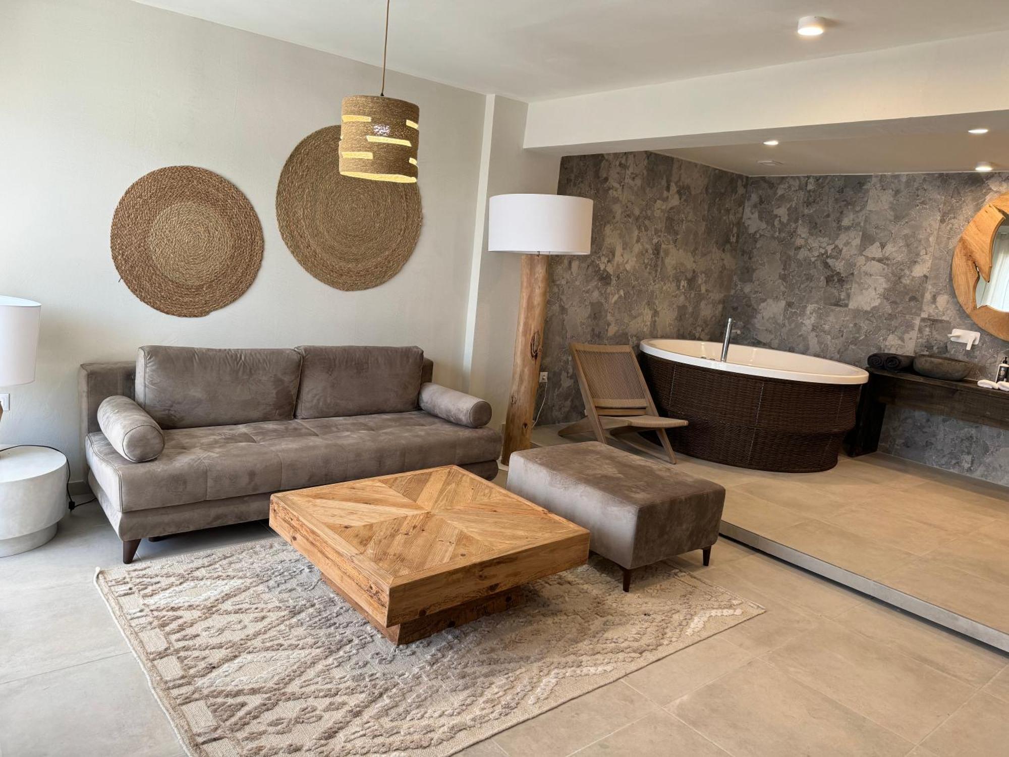 The Noverian Bios Santorini Boutique Hotel Fira  Chambre photo