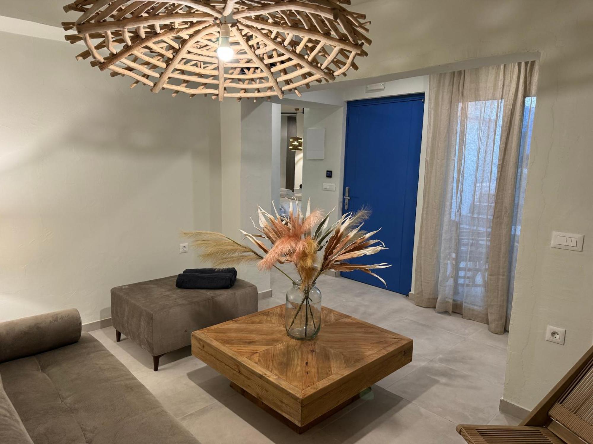 The Noverian Bios Santorini Boutique Hotel Fira  Chambre photo